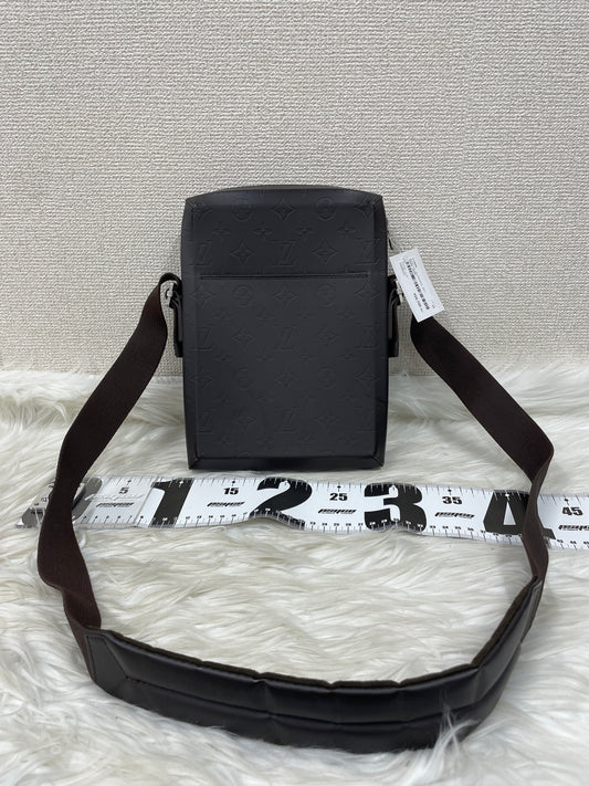 Louis Vuitton Brown Shoulder Bags A-19996