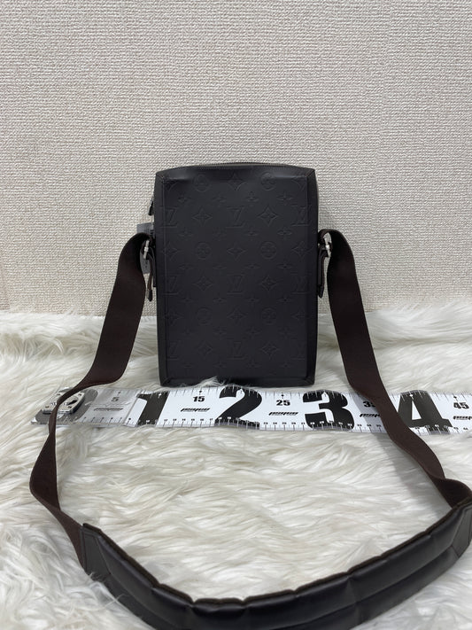 Louis Vuitton Brown Shoulder Bags A-19996