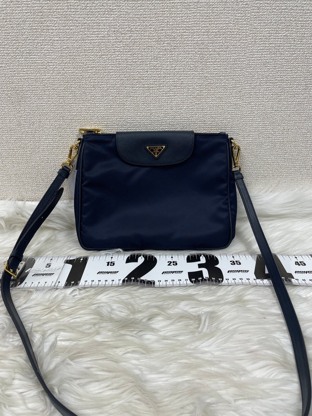 Prada Navy Shoulder Bags A-19999