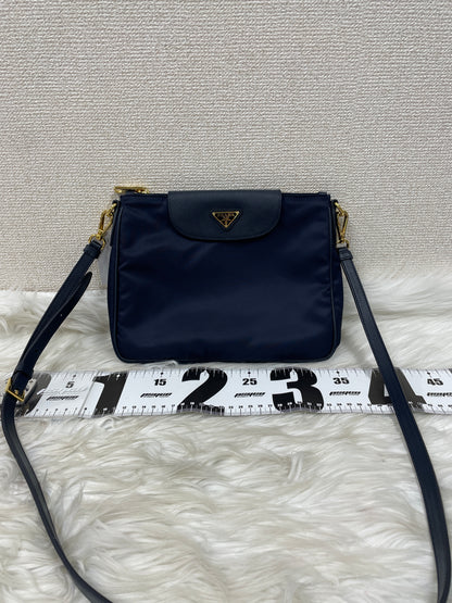 Prada Navy Shoulder Bags A-19999