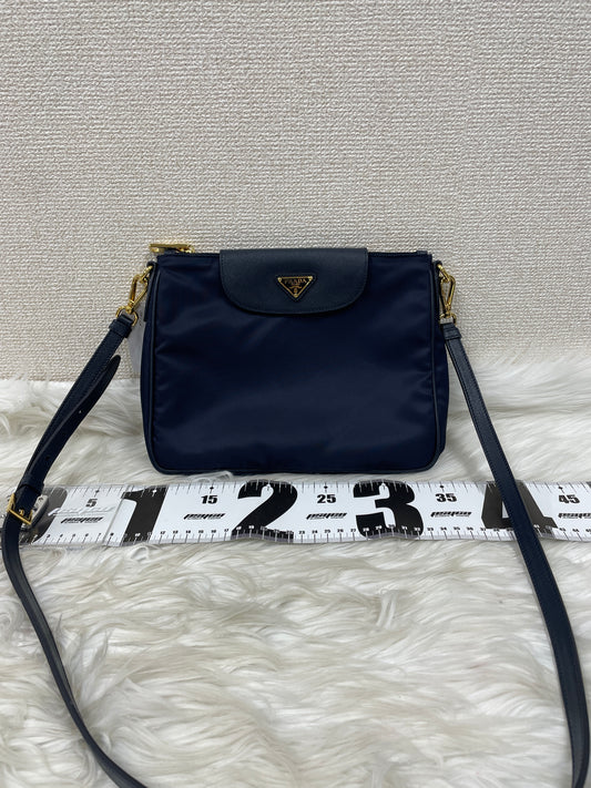 Prada Navy Shoulder Bags A-19999