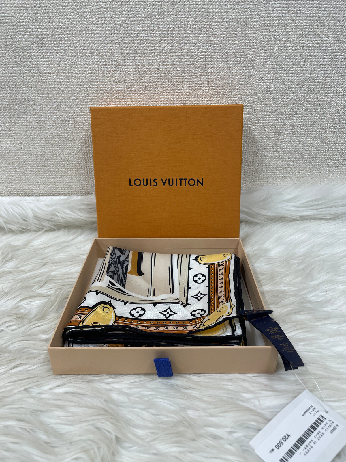 Louis Vuitton Multicolor Scarves A-20018