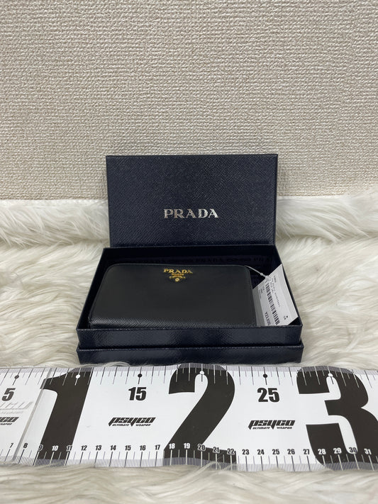 Prada Black Wallets A-20019