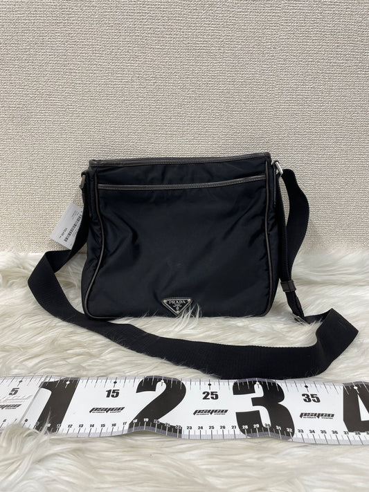 Prada Black Shoulder Bags A-20049