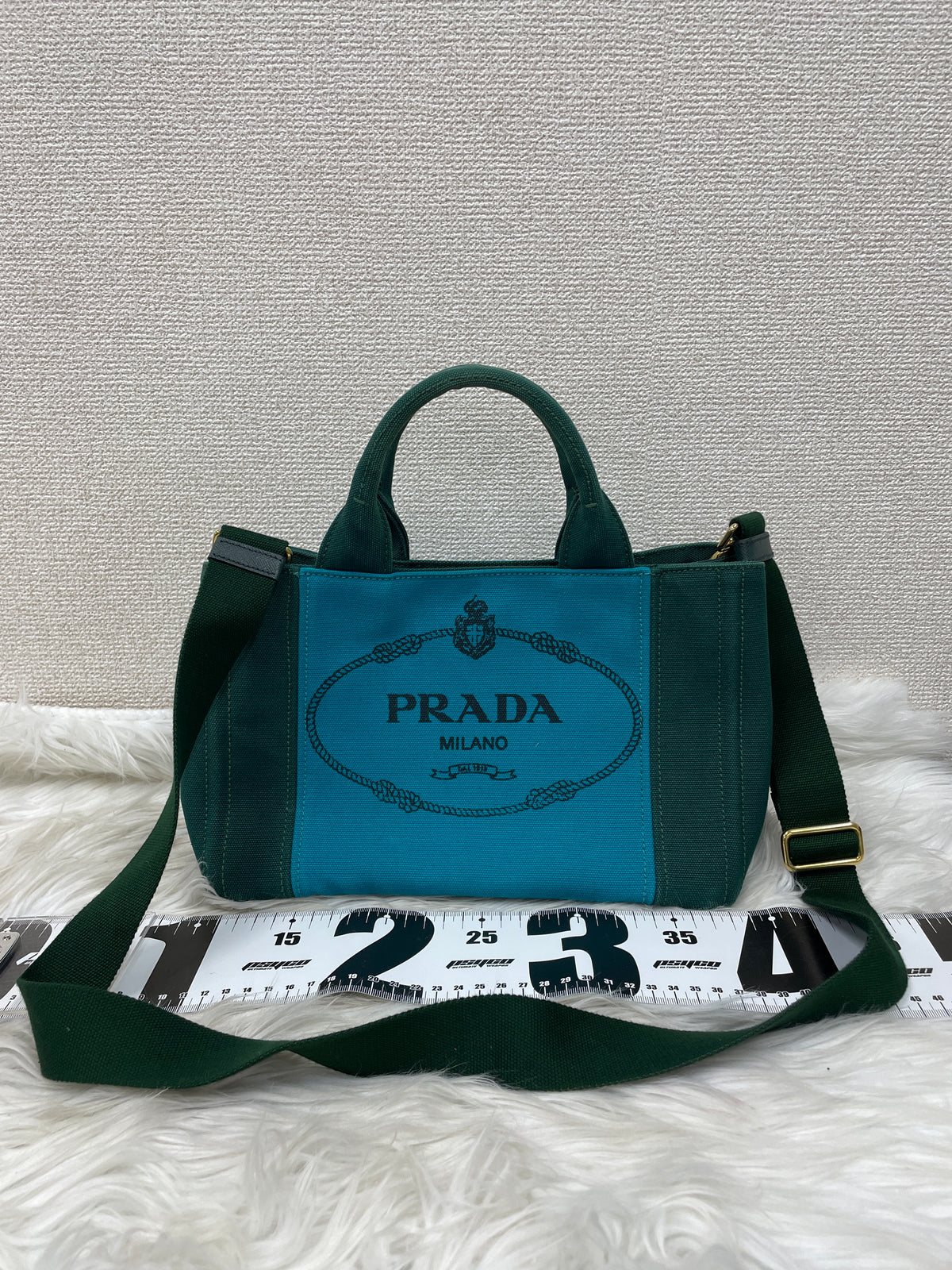 Prada Green Tote Bags A-20105