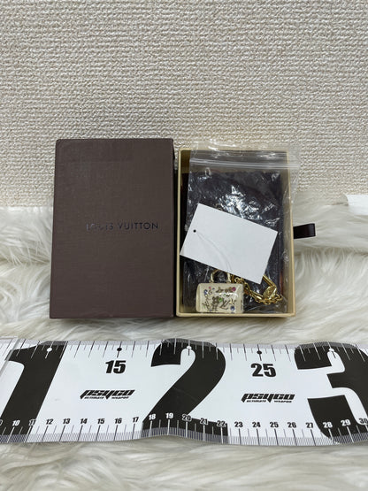 Louis Vuitton White Small goods A-20131