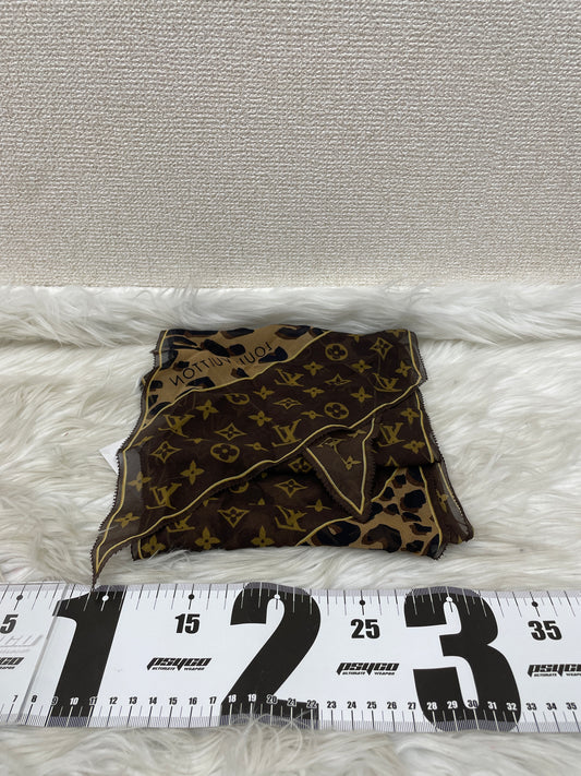 Louis Vuitton Brown Scarves A-20157