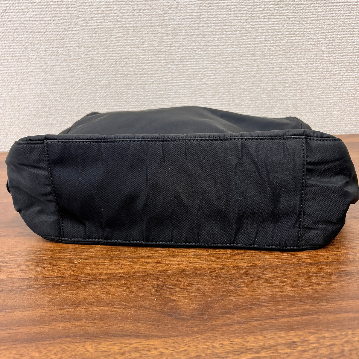 Prada Black Handle Bags A-16670