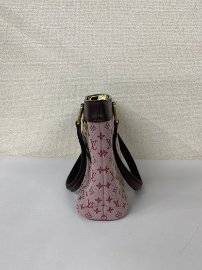 Louis Vuitton Pink Shoulder Bags A-17820