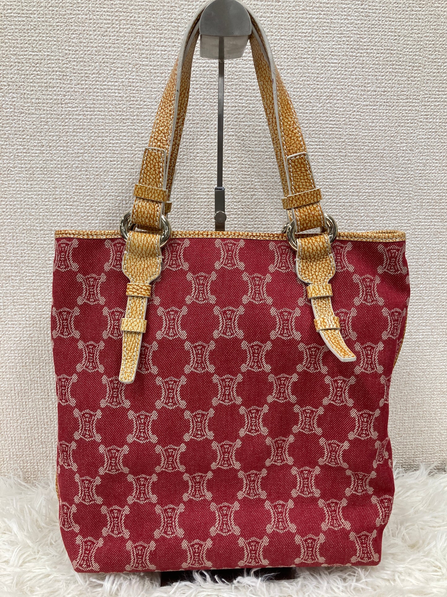 Red B-17520