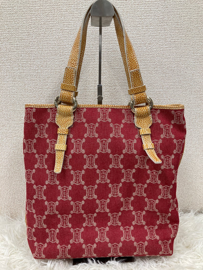 Red B-17520