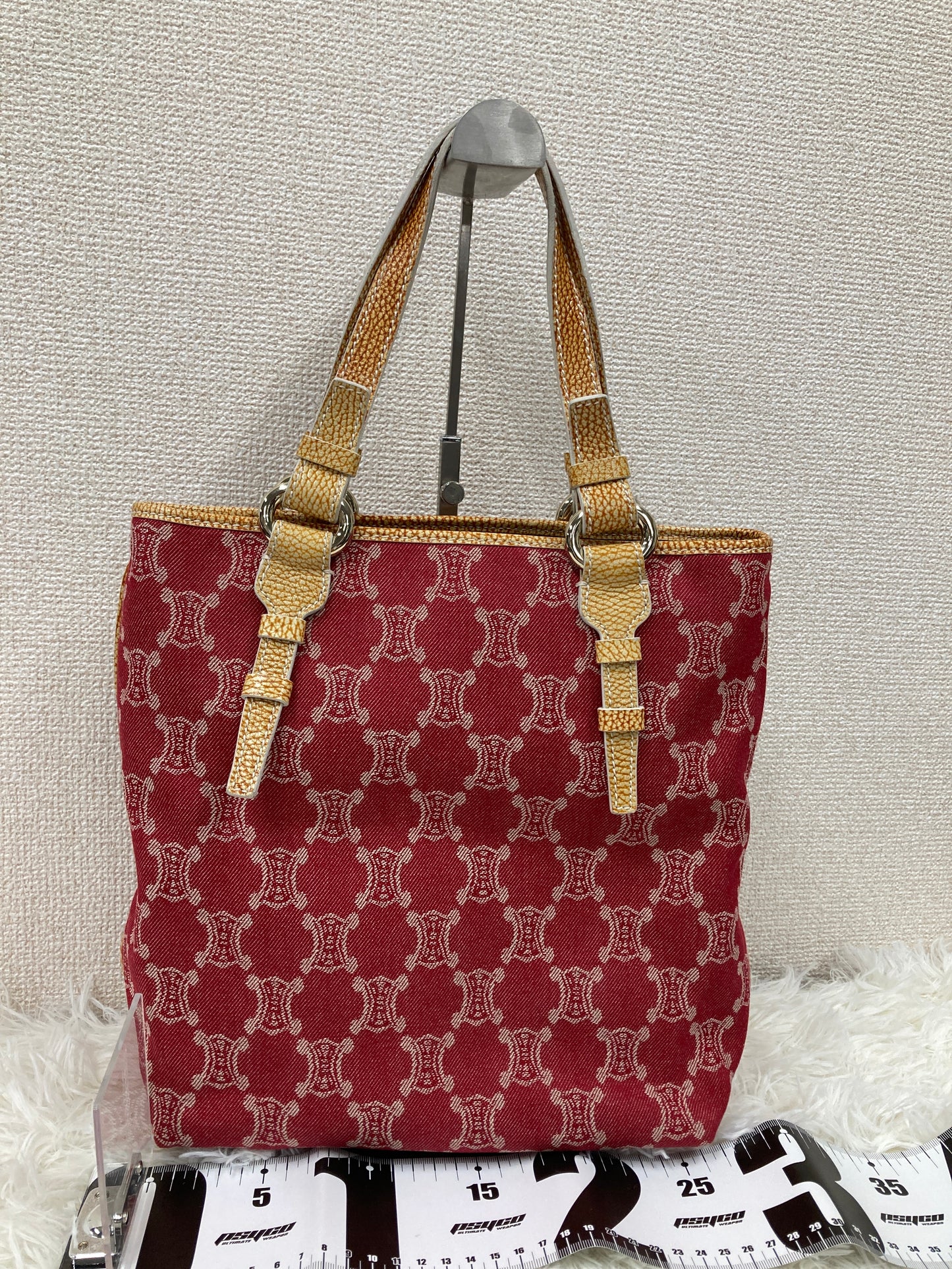 Red B-17520