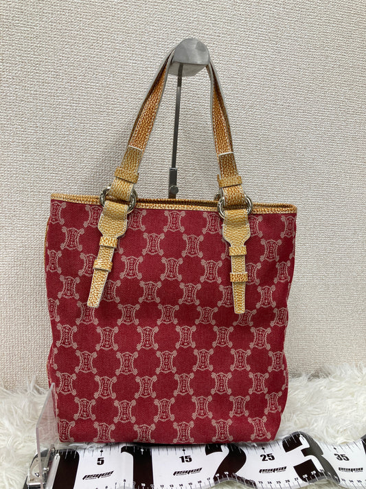 Red B-17520