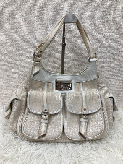 Beige B-17522