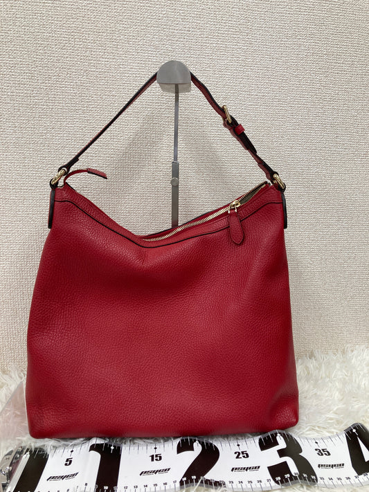 Red B-17524