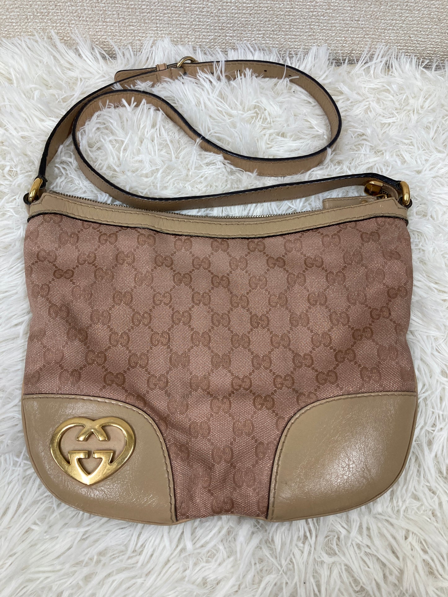 Pink B-17529
