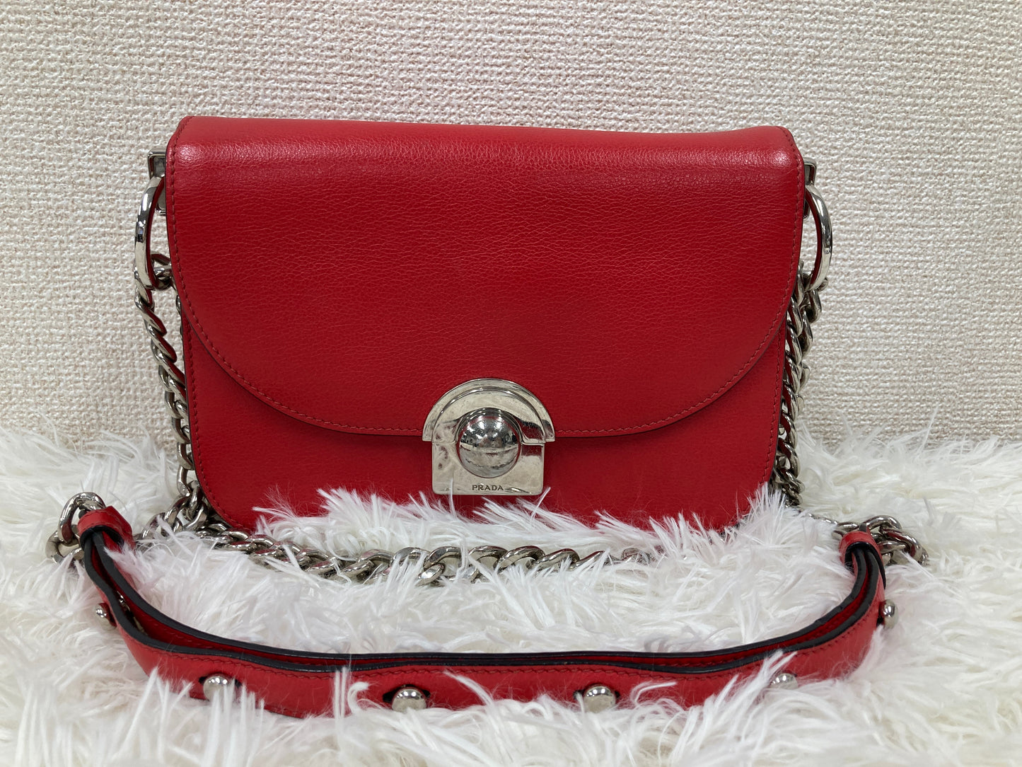 Red B-17530