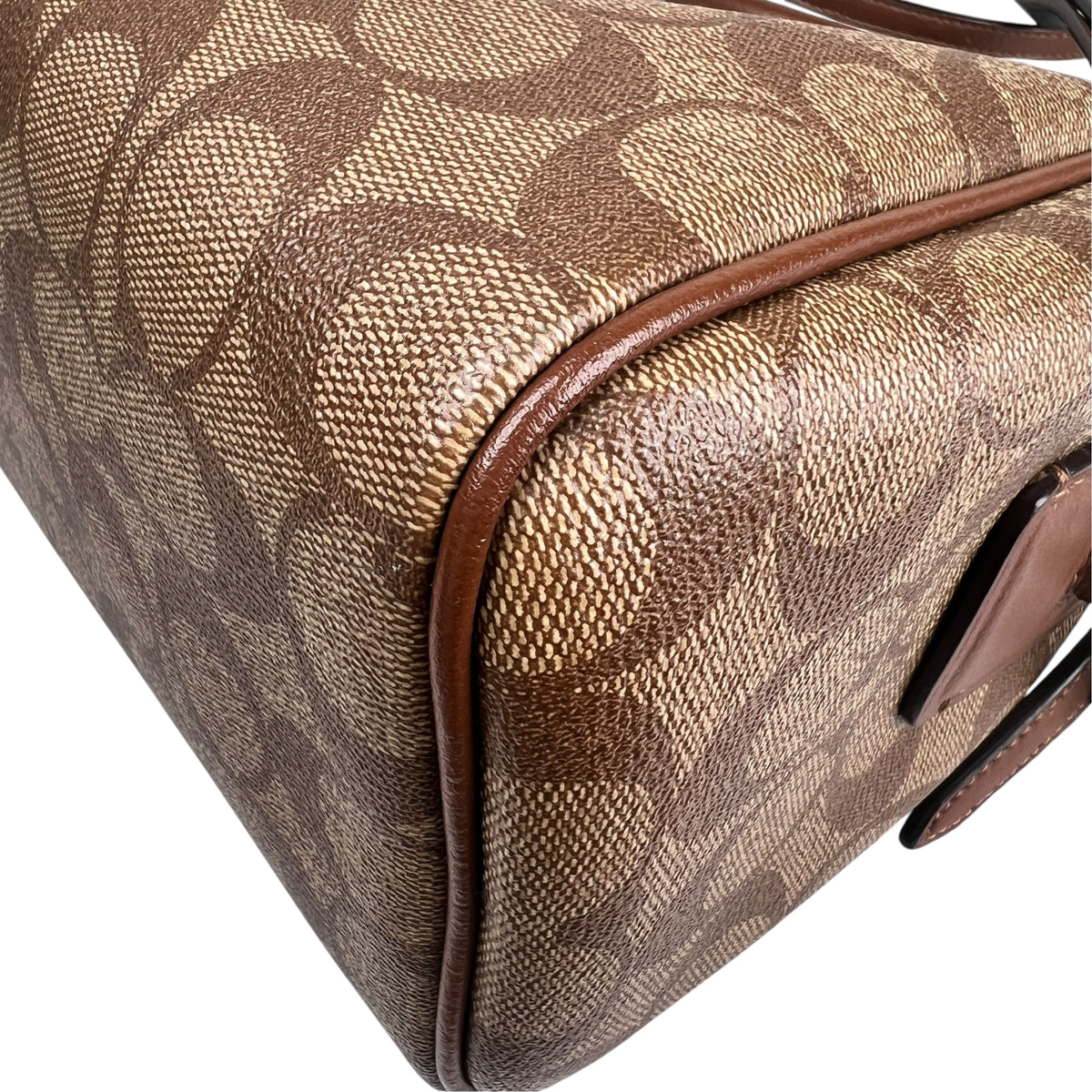 Coach Multicolor Shoulder Bags B-19235