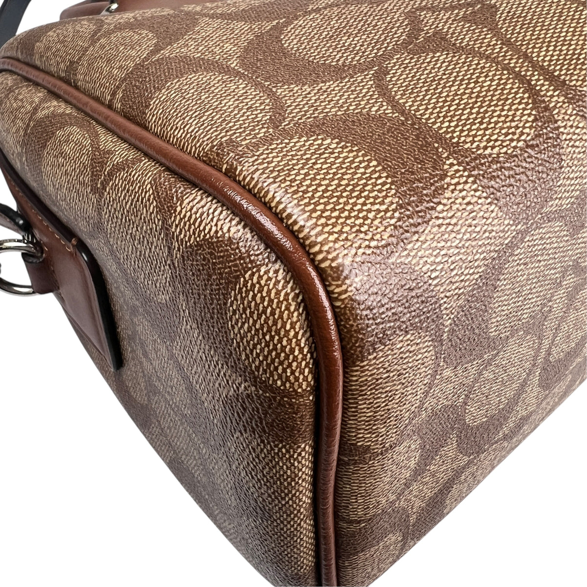 Coach Multicolor Shoulder Bags B-19235