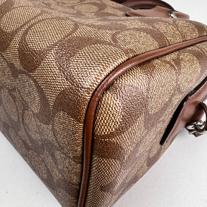 Coach Multicolor Shoulder Bags B-19235