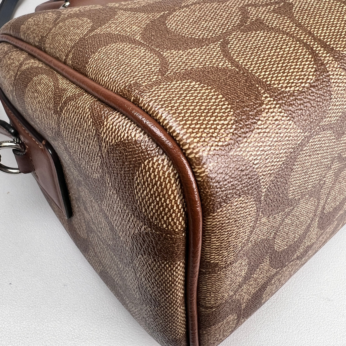 Coach Multicolor Shoulder Bags B-19235