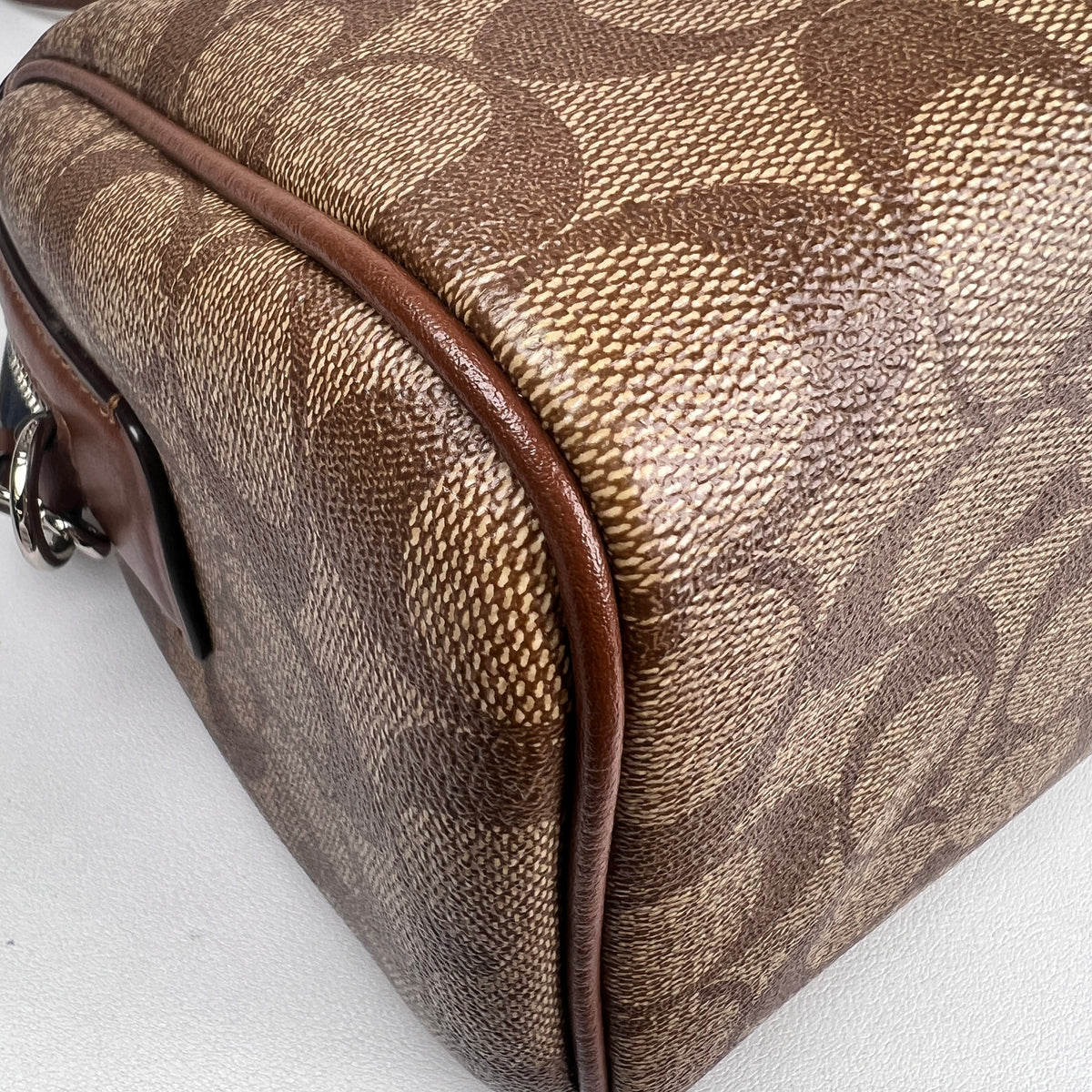 Coach Multicolor Shoulder Bags B-19235