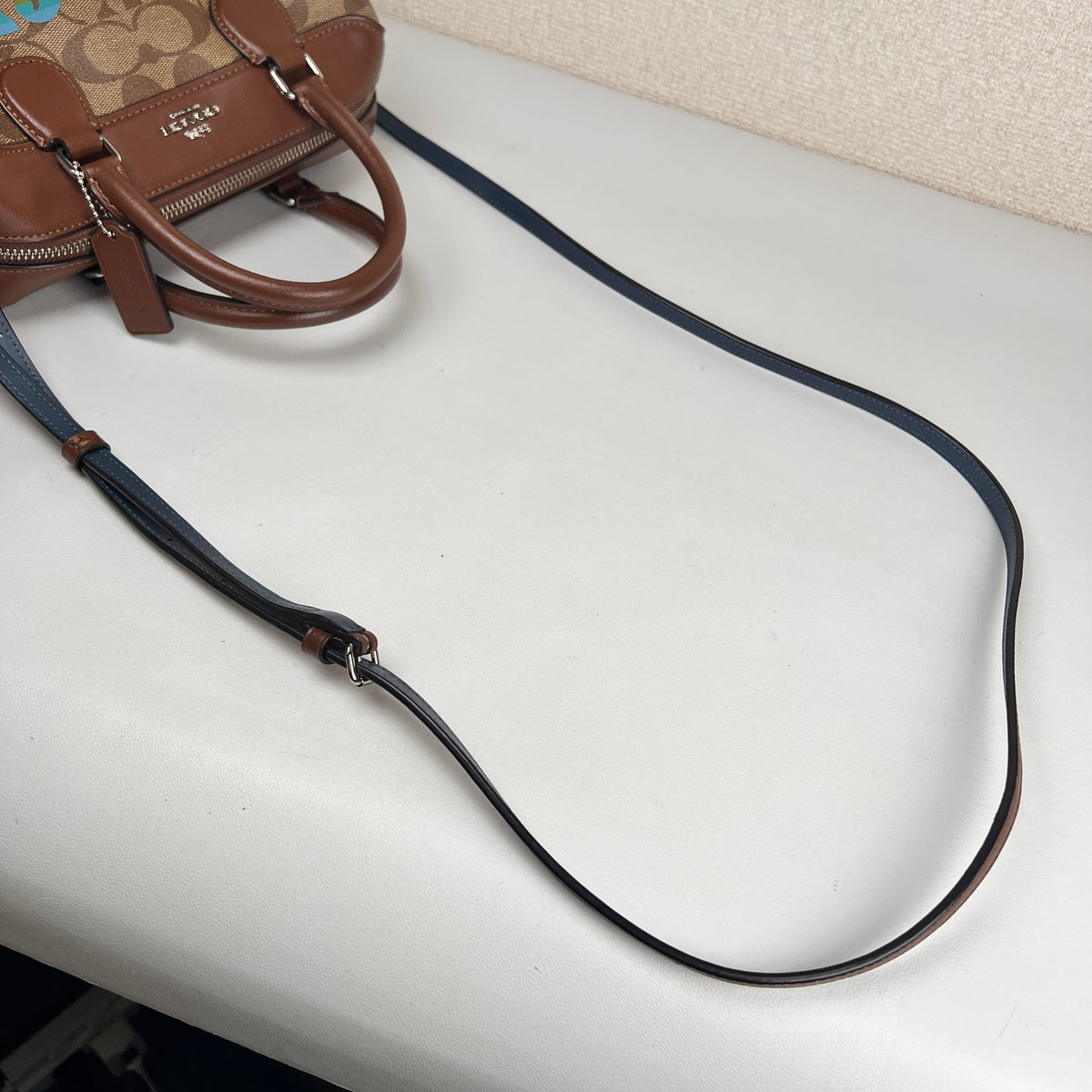 Coach Multicolor Shoulder Bags B-19235