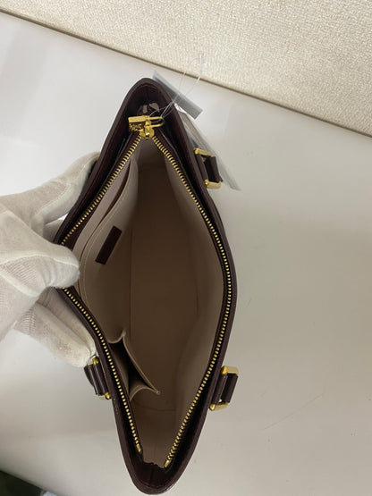 Louis Vuitton Pink Shoulder Bags A-17820