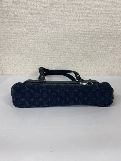 Louis Vuitton Navy Shoulder Bags A-17787