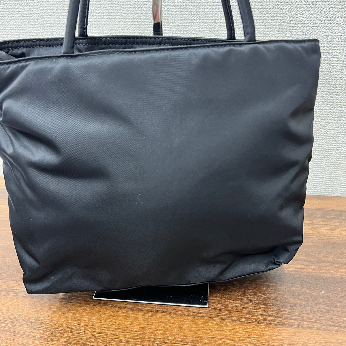 Prada Black Handle Bags A-17030