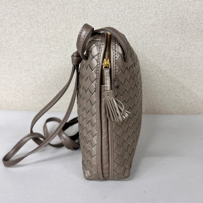 Bottega Veneta Silver Shoulder Bags A-16836