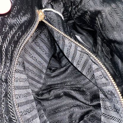 Prada Black Shoulder Bags A-16920