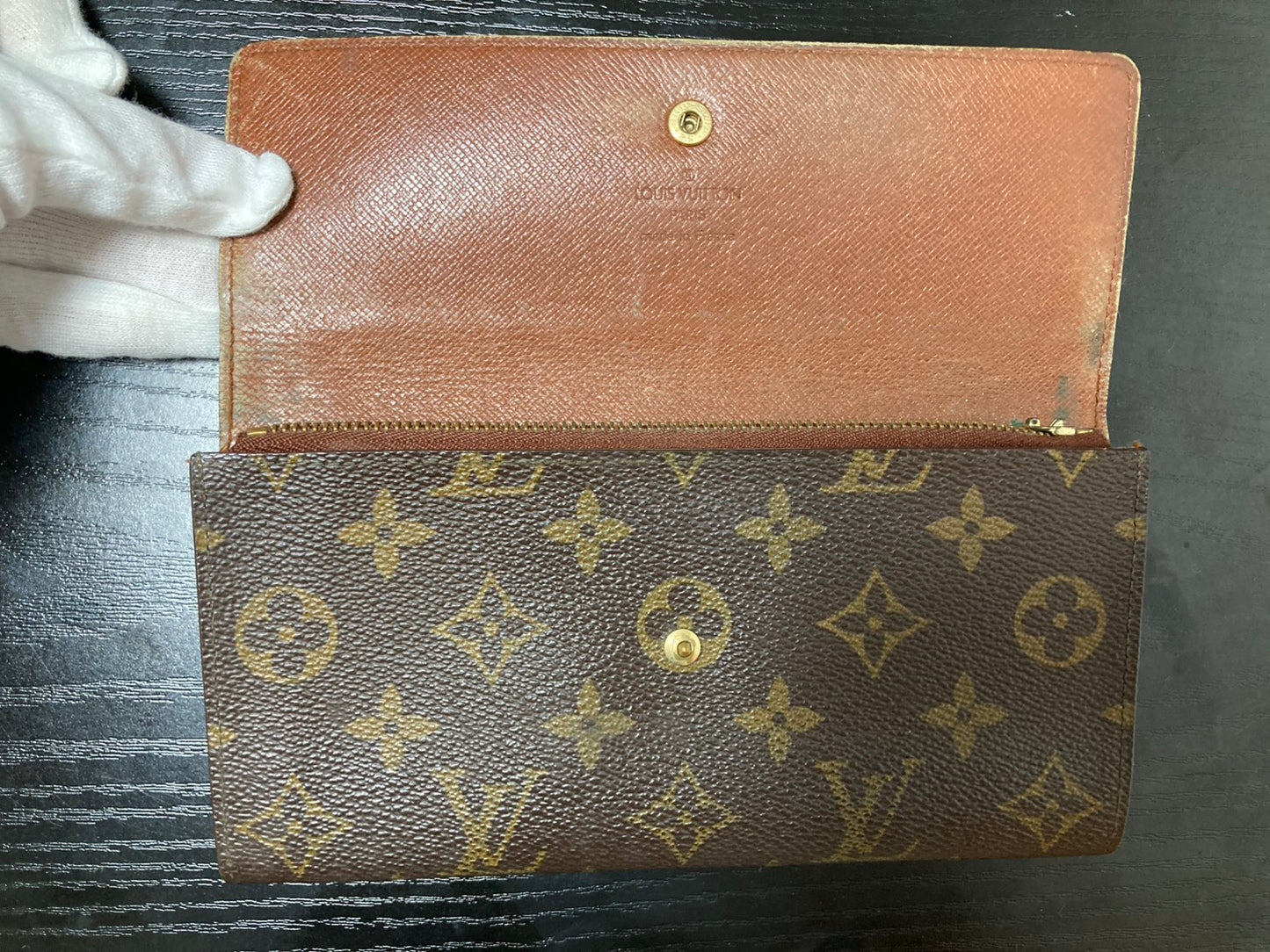 Louis Vuitton Brown Wallets A-14619