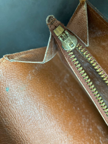 Louis Vuitton Brown Wallets A-14619