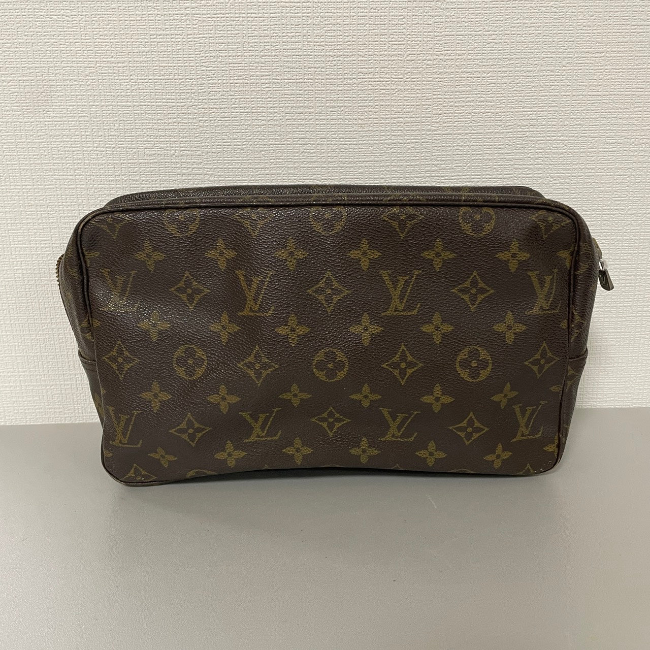 Louis Vuitton Pouches A-14725