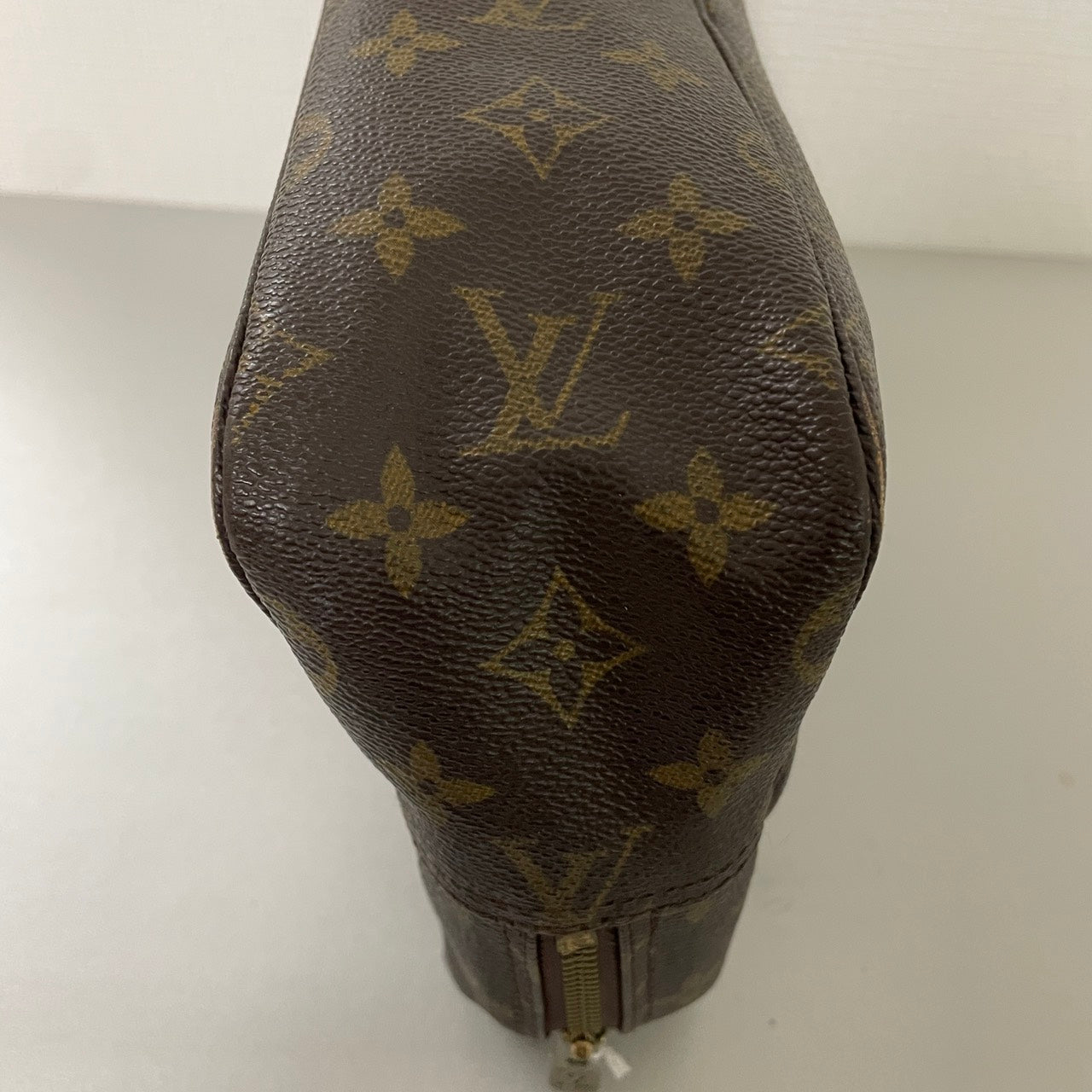 Louis Vuitton Pouches A-14725