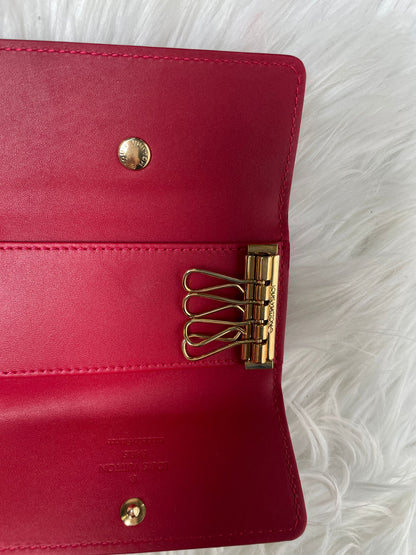 Louis Vuitton Red Small goods A-15386